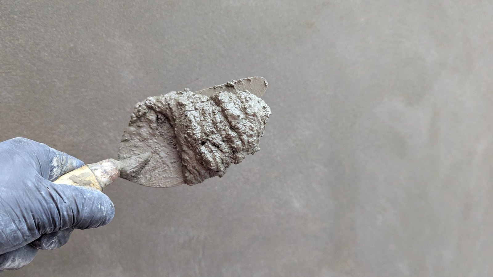 Plaster Work — Alqamar Albariz Technical Services Works